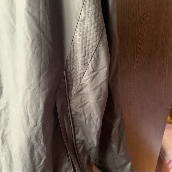 🚫SOLD🚫 Nike wind breaker unisex - Picture 4 of 5